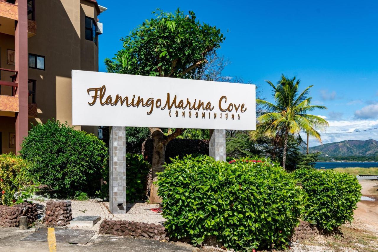 Warm Interiors And Orange Hues On Ground Floor In Front Of Beach Playa Flamingo Bagian luar foto